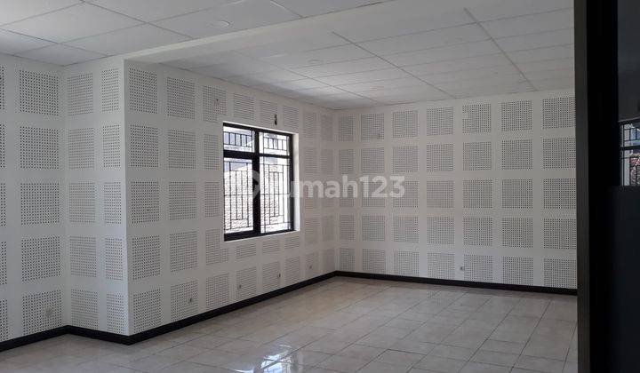 Gedung Kantor Ada Gudang Parkir Luas Dekat Pusat Kota Jogja  15
