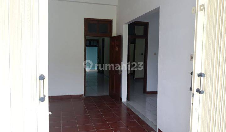 Rumah Cocok Untuk Usaha kantor Pinggir Jalan Tdk Jauh Dr Jec Banguntapan 4