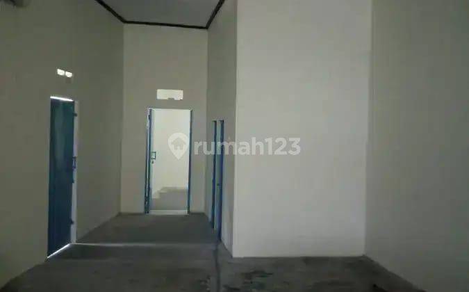 Gudang Bisa Untuk Toko Akses Lancar Dekat Ringroad Janti 5