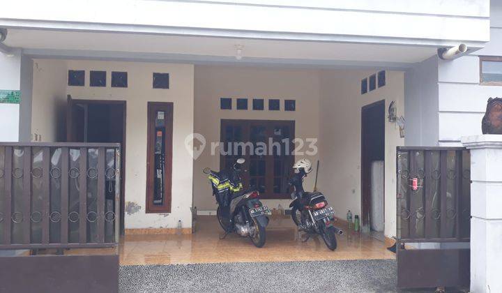 Rumah Semi Furnish Untuk Keluarga Atau Kantor Dekat Xt Square Umbulharjo  1