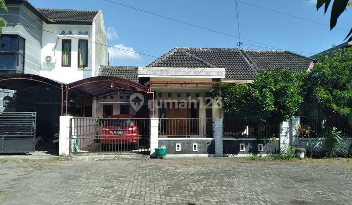 Rumah Keluarga Semi Furnish di Condongcatur Sleman  1