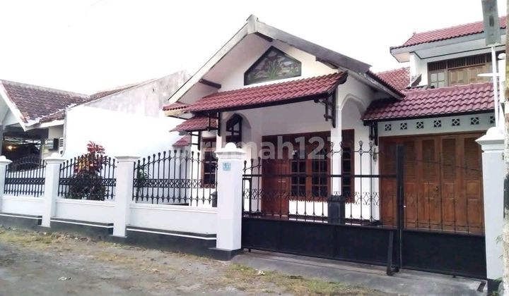 Furnished House Near Jalan Kaliurang Km 6.5, Close to UGM