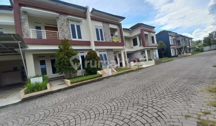 Rumah siap huni dalam perum di Jogja utara jalan Palagan 