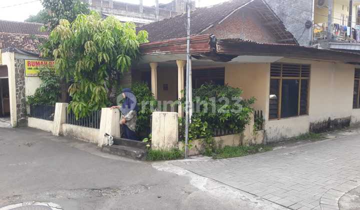 Rumah tengah kota tidak jauh dari Jalan Supeno Yogyakarta 2