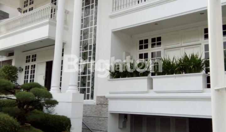 Hunian Yang Berlokasi Strategis Di Selatan Jakarta Hanya Beberapa Menit Ke Pusat Perbelanjaan Hunian Yang Berlokasi Strategis Di Selatan Jakarta Hanya Beberapa Menit Ke Pusat Perbelanjaan