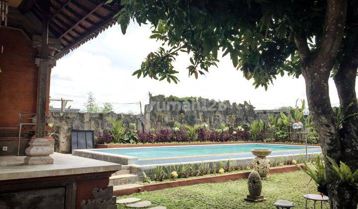 Vila Siap Huni Dengan 7 Kamar Tidur Lengkap Dengan Privat Pool di Bali  8