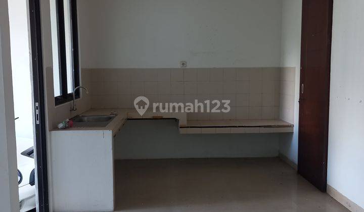 Rumah Sewa Siap Huni 3 Kamar Aman Bebas Banjir di Lingkungan Yang Teduh 11