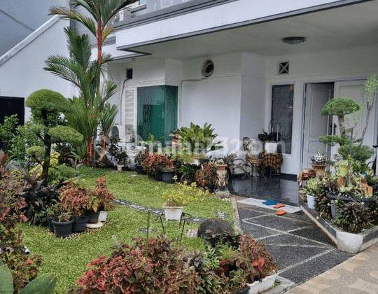 Dijual Rumah Dengan 6 Kamar Tidur Di Tangerang Selatan 2