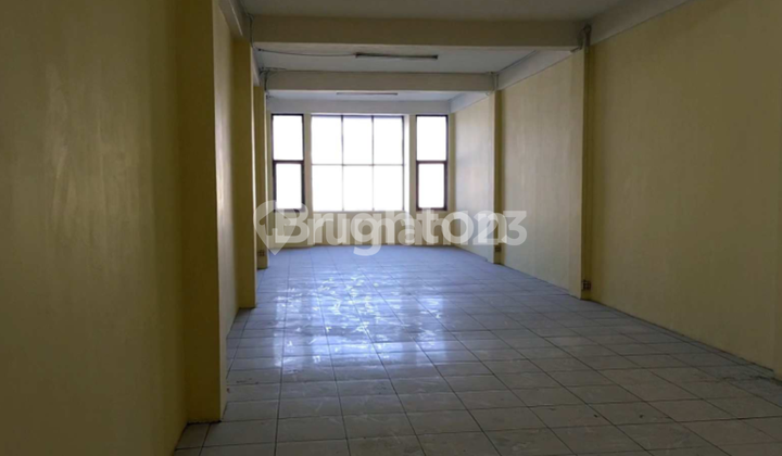 Ruko 3,5 Lantai Bisa Untuk Kantor, Klinik, Bank & Restaurant Ruko 3,5 Lantai Bisa Untuk Kantor, Klinik, Bank & Restaurant