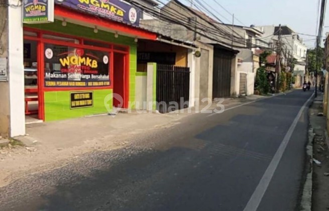 Rumah 2 Kamar Tidur di Hanya 500 M ke Jalan Utama Pancoran, Jakarta Selatan Rumah 2 Kamar Tidur di Hanya 500 M ke Jalan Utama Pancoran, Jakarta Selatan