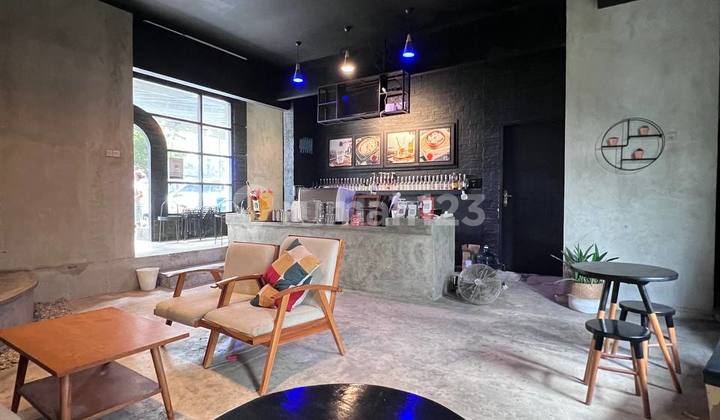 2-Story Shop House Located on the Main Roadside in South Jakarta 2