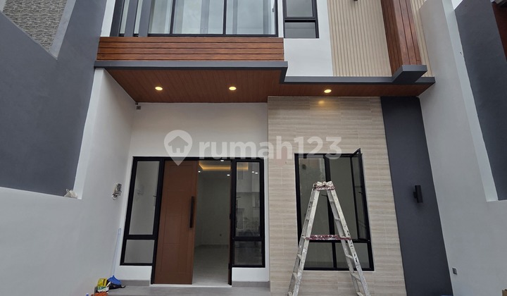 Dijual Rumah Cantik Minimalis di Metro Permata