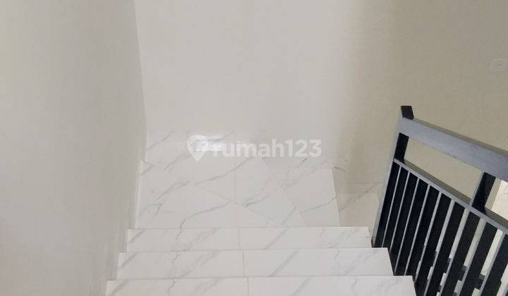 Dijual Rumah Brand New Minimalis di Taman Ratu 2