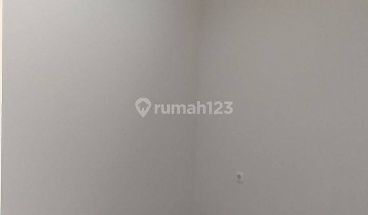 Dijual Rumah Brand New Minimalis di Jalan Mangga  2