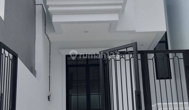 Dijual Rumah Baru Minimalis di Taman Ratu 1