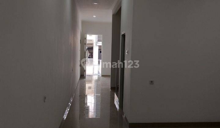 Dijual Rumah Baru Minimalis Di Taman Ratu 2