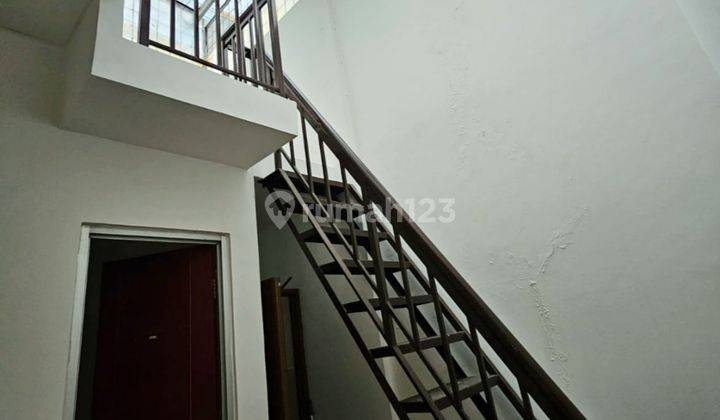 Dijual Rumah Bagus Siap Huni Di Taman Ratu 2