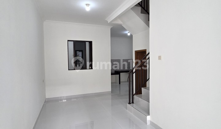 Dijual Rumah Baru Minimalis di Tanjung Duren 2