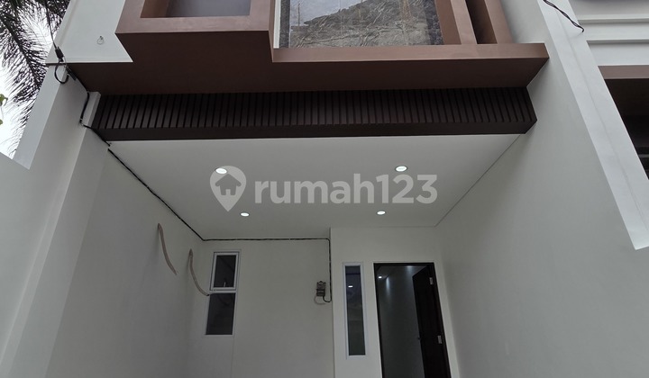 Dijual Rumah Baru Minimalis di Tanjung Duren 2