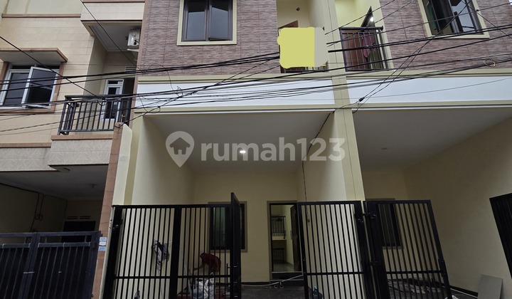 Dijual Rumah Baru Minimalis Di Tanjung Duren
