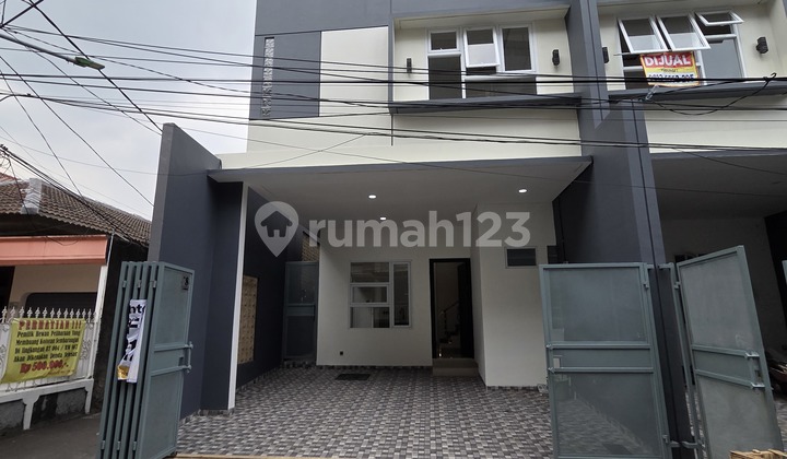Dijual Rumah Baru Minimalis Modern di Tanjung Duren
