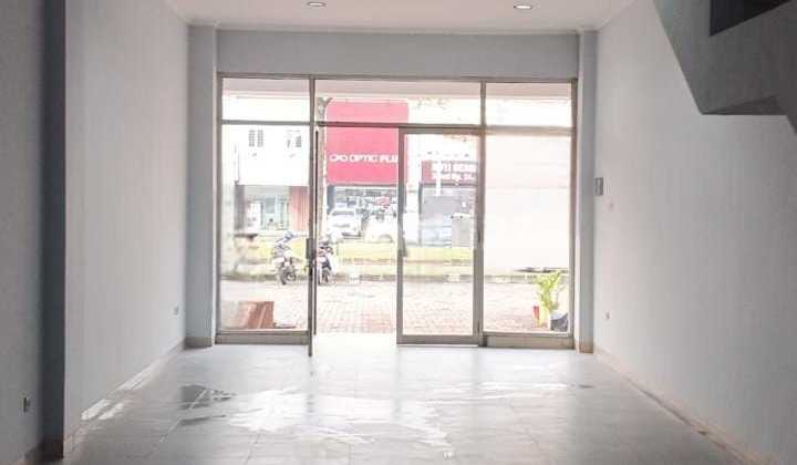 RUKO GLAZE DI GADING SERPONG 3 LANTAI RAPIH BERSIH SIAP PAKAI