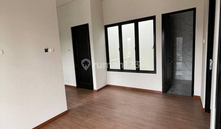 Dijual Rumah Moden Clasic Modern 2 Lantai Di Nusaloka Bsd 1