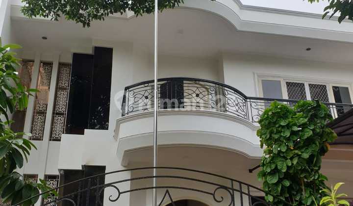 Disewakan Rumah Bagus Furnished Rapih, Siap Huni Di Giriloka 3 Bsd 1