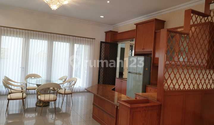 Disewakan Rumah Bagus Furnished Rapih, Siap Huni Di Giriloka 3 Bsd 6