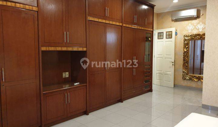 Disewakan Rumah Bagus Furnished Rapih, Siap Huni Di Giriloka 3 Bsd 17