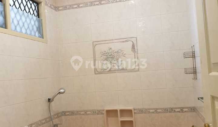 Disewakan Rumah Bagus Furnished Rapih, Siap Huni Di Giriloka 3 Bsd 18