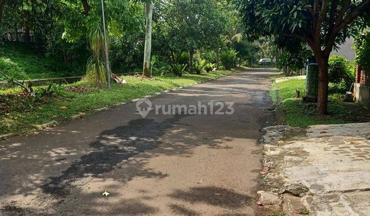 Dijual Rumah Rapih, Siap Huni Bernuansa Kayu Di Kencana Loka Bsd 2