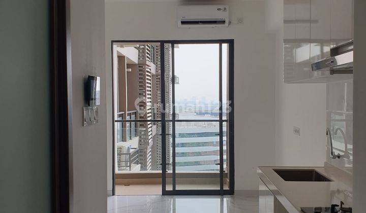 Studio Apartemen full furnish Skyhouse Bsd Type Studio Semi Furnished 1