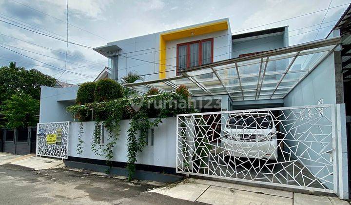 Dijual Rumah Full Renovasi Bagus, Semi Furnished Di Bintaro Jaya 1