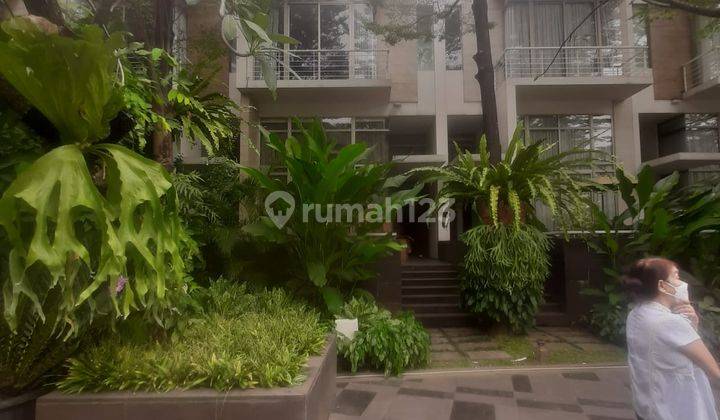 Rumah Mewah Bagus Semi Furnished Di Residence 28 Jakarta Barat 1