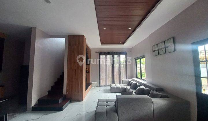 Dijual Rumah Hoek Bagus, Semi Furnished Di Neo Catalonia Bsd 2