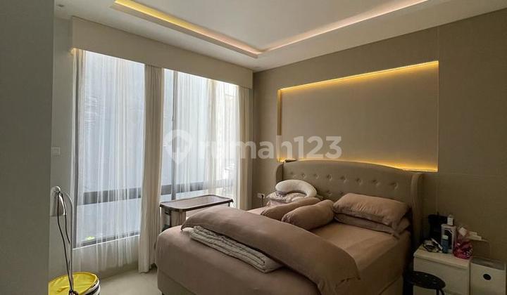 Beautiful 2-Story Fully Furnished House in BSD Residence One, Ready to Occupy Beautiful 2-Story Fully Furnished House in BSD Residence One, Ready to Occupy