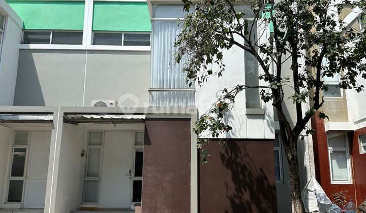 Beautiful 2-Story House Tidy Ready to Live In Good Location in BSD Beautiful 2-Story House Tidy Ready to Live In Good Location in BSD