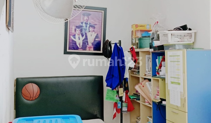 Nice house in Griya Loka BSD, great location, comfortable, ready to occupy. 2