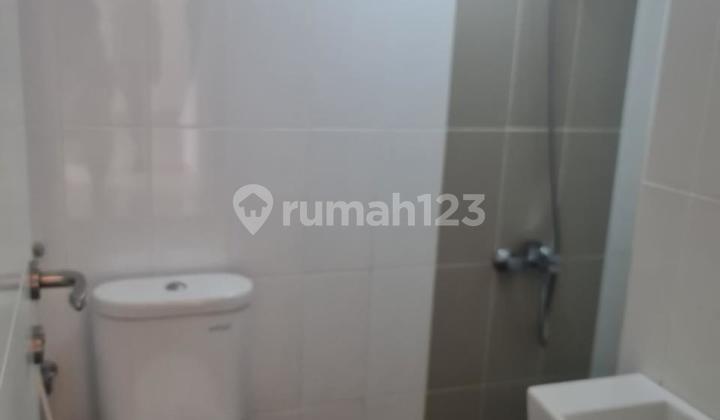 For Rent: House in Verdi Gading Serpong, land area 84, building area 90, 2 bedrooms, 2 bathrooms. Rental price 54 million/year. Hanna Peby 081282904158 Era Fiesta BSD. 2