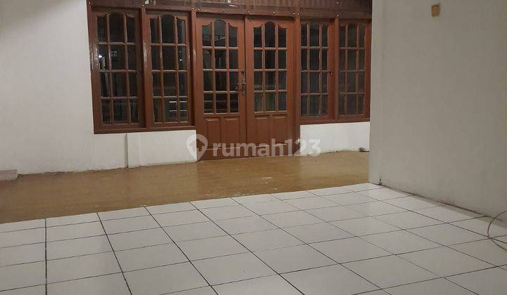 Dijual Cepat Rumah Bagus, Rapih Siap Huni Di Anggrek Loka, Graha Raya 2