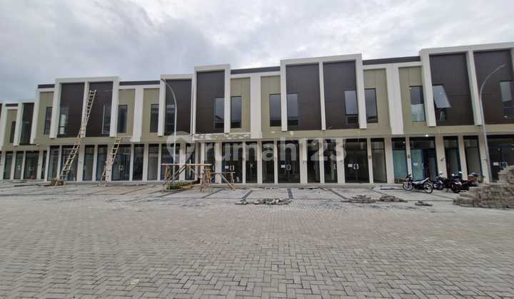RUKO VERONA IN GADING SERPONG, 2-STORY BUILDING, STRATEGIC LOCATION
