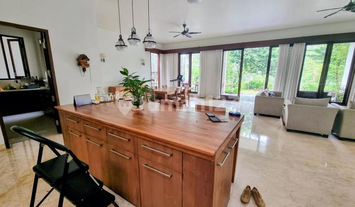 Classic Luxury House in The Green Bsd 2 Floors Semi Furnished Nice 2