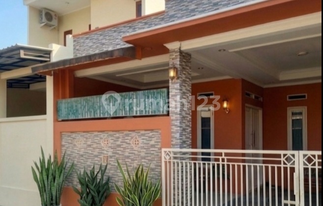 Turun Harga Rumah Rapih SHM Hadap Selatan di Duta Bintaro