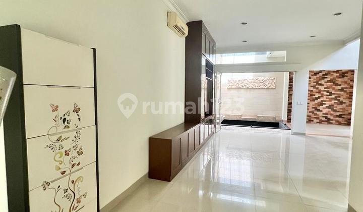 Beautiful House in Gading Serpong 2 Stories Semi-Furnished Ready to Occupy 2