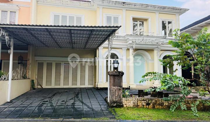 Rumah Bagus 2 Lantai Lingkungan Bersih Lokasi Bagus di Tangsel