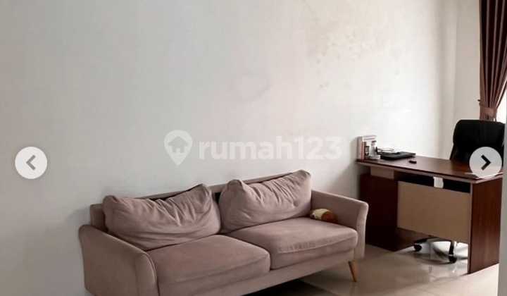 RUMAH CANTIK DI THE ICON BSD 3 LANTAI RAPIH SIAP HUNI 2