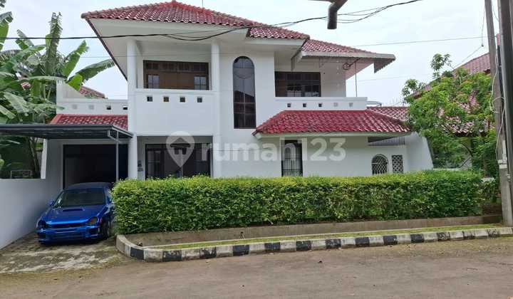 Disewakan Rumah Bagus 2 Lt Pesantren Cimanggu Tanah Sareal Bogor
