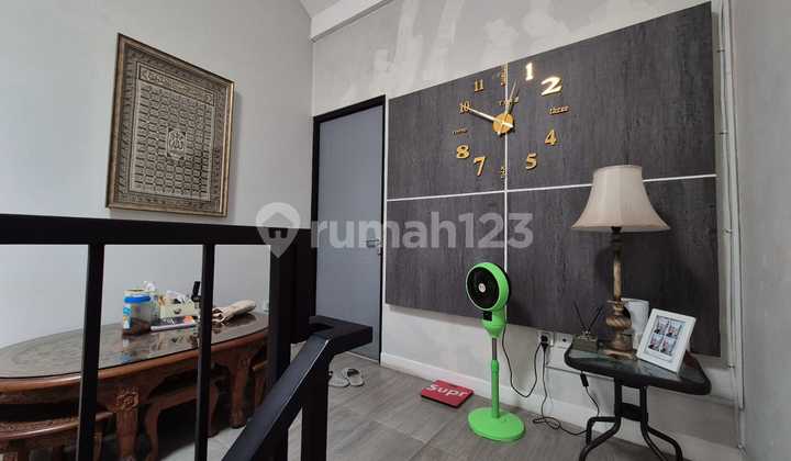 rumah 2 lt bagus komp Nusa Loka BSD , Serpong  Tangerang Selatan 2