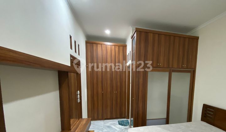 kamar tidur rumah full furnish siap huni